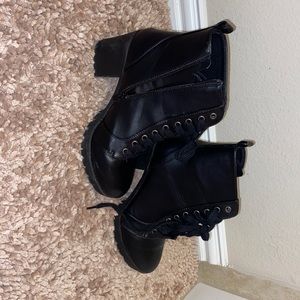 Black Lace & Zip Heel Boots | Size 9 (wide)